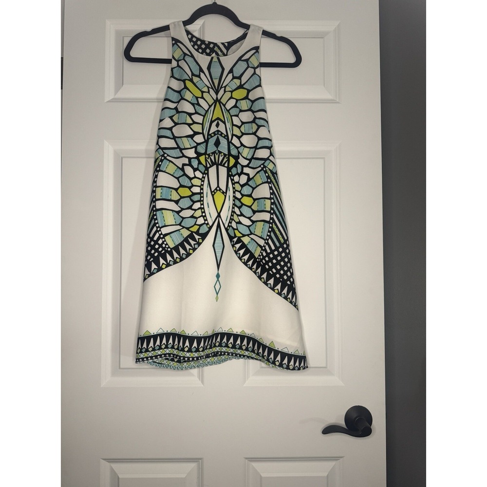 Sleeveless White Mosaic Print Shift Dress